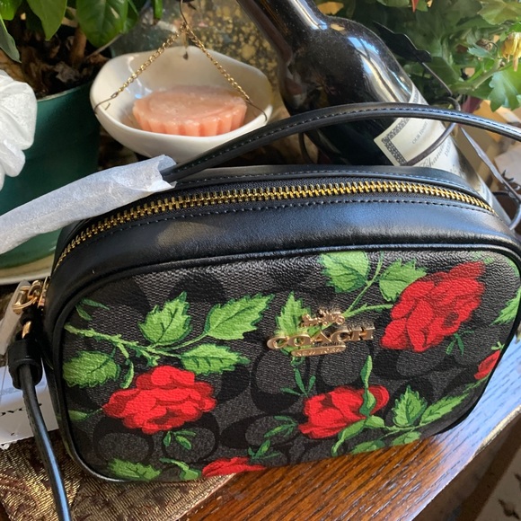 Authentic COACH Limited edition Snowwhite Leather/floral coated zip top Crosby - Picture 5 of 10
